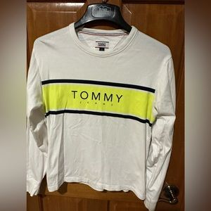 Womens gently used Tommy Hilfiger long sleeve